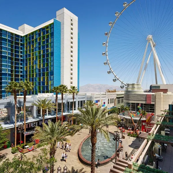 This is an image of the The Linq Promenade in Las Vegas