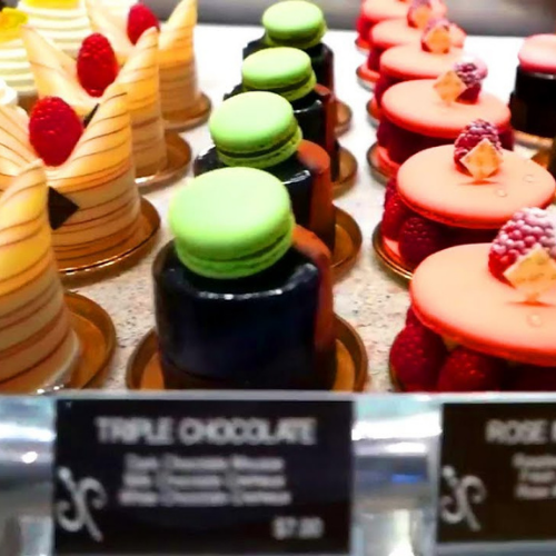 Chocolate Fountain at Bellagio Patisserie