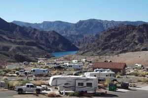 Willow Beach RV Park camoground at Lake Mead