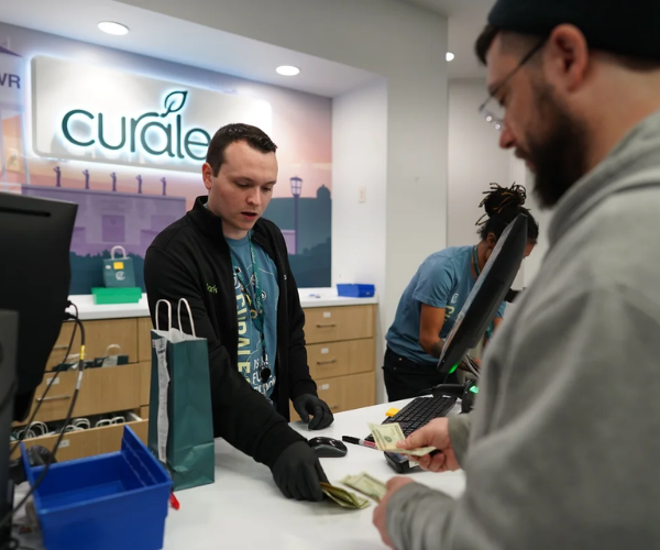 This is a photo of the curaleaf las vegas dispensary