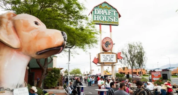 This is an image of an outdoor event at Big Dogs Draft House in Las Vegas
