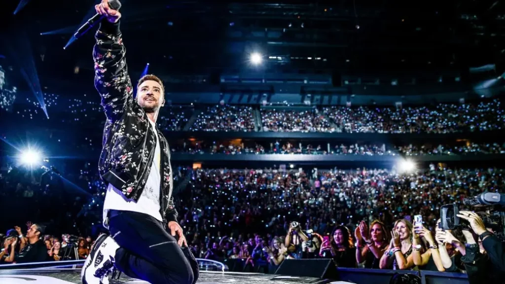 This is an image of Justin Timberlake performing at the iHeart Radio Music Awards in Las Vegas