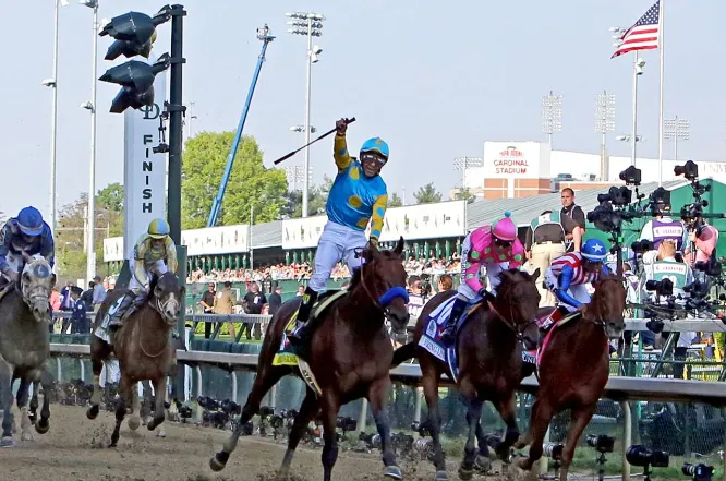 This is a picture of the Kentucky Derby Horserace
