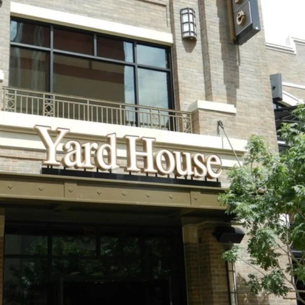 This is a picture of the entrance to a Yard House Restaurant