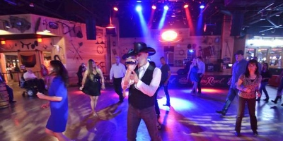 Karaoke crowd at Gilley’s Dance Hall And Saloon at Treasure Island in Las Vegas
