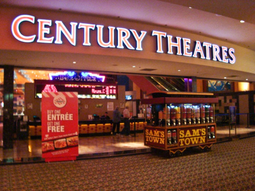Century 18 Sam's Town movie theater interior