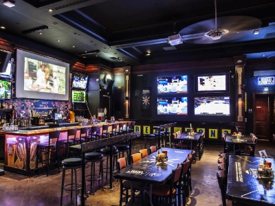 beer pong and drinks at blondies