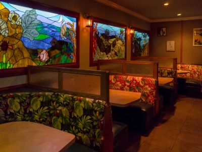 starboard tack bar interior and food