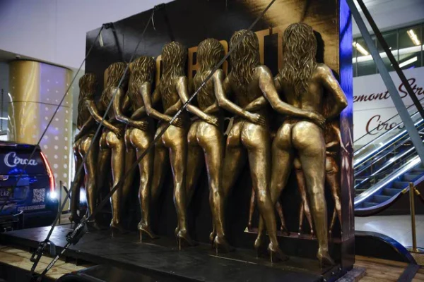 The bronze statue of the Crazy Girls stands at the Circa Resort in Downtown Las Vegas next to the escalators to the Legacy Club.