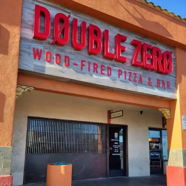 Double Zero Pie and Pub wood-fired pizza and bar in Las Vegas
