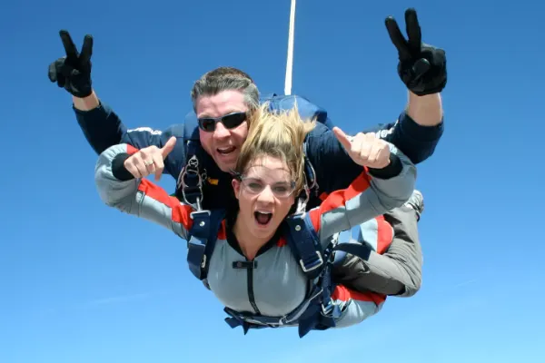 Tandem skydiving experience included with a Grand Canyon South Rim coach tour from Las Vegas