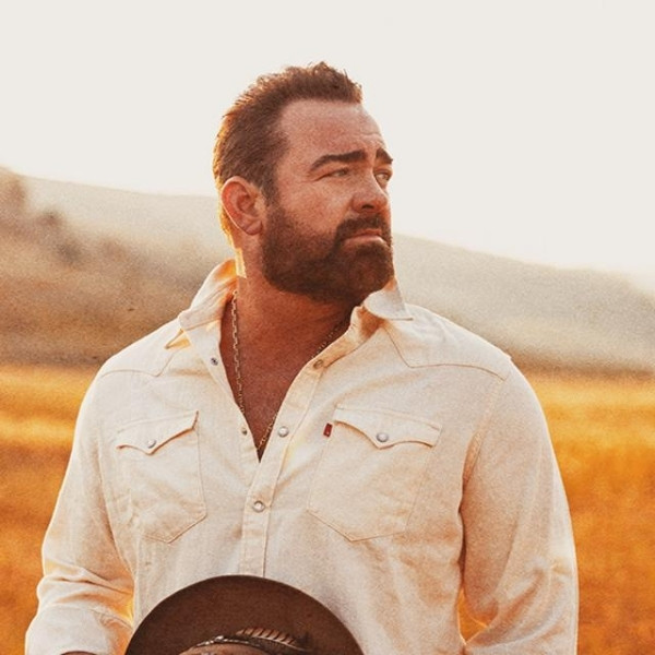Country singer Lee Brice performing live ahead of his Resorts World Theatre concert