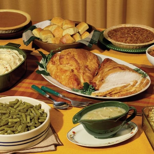 Cracker Barrel Thanksgiving Heat & Serve Meals in Las Vegas
